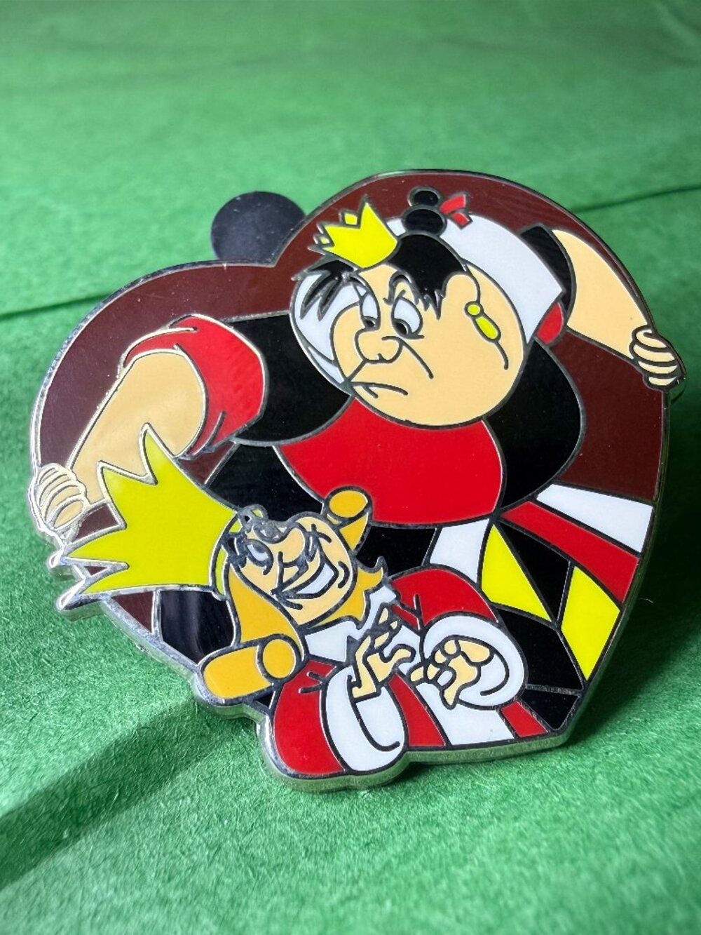 Queen of Hearts and King of Hearts Disney Pin